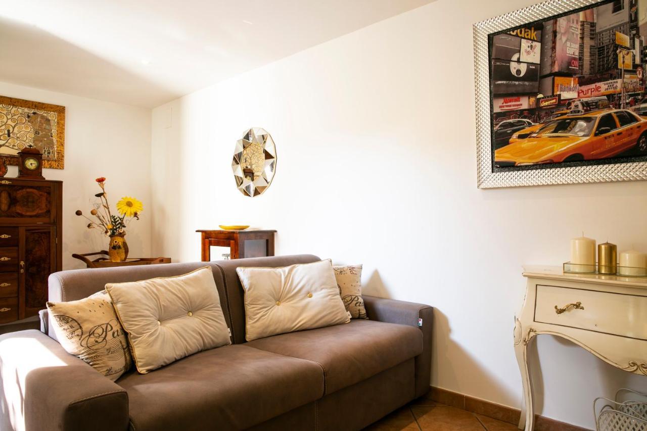 Gioviale House Pescara Apartment Exterior photo
